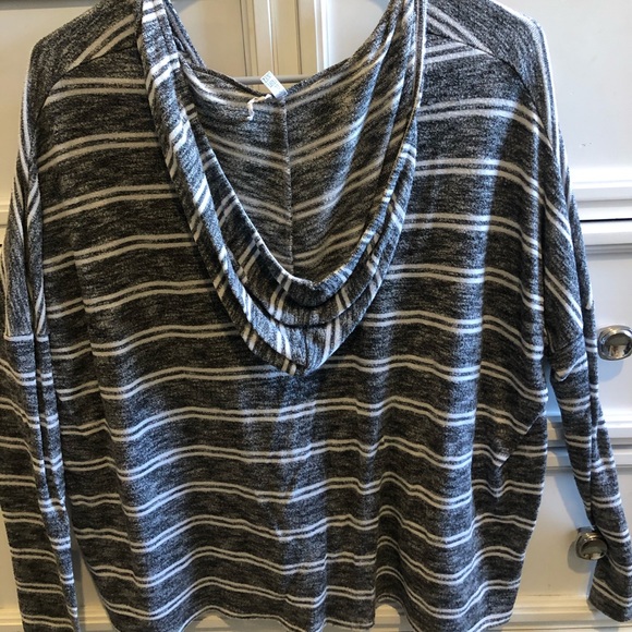 Striped pullover - Picture 2 of 2